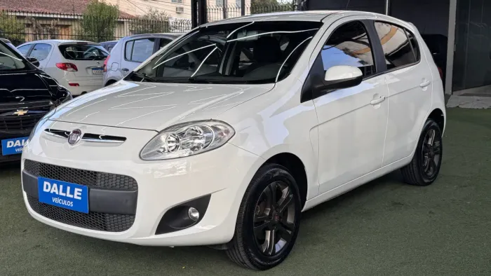 Fiat Palio Attractive 1.0 EVO Fire Flex 8V 5P 2014