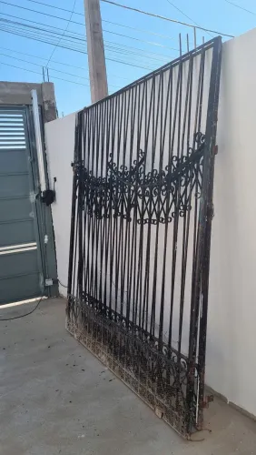 Portão de ferro