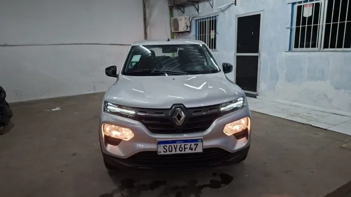 Renault Kwid Intense 1.0 Flex 12V 5P Mec. 2026