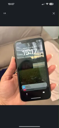 Vendo iPhone XR preto.