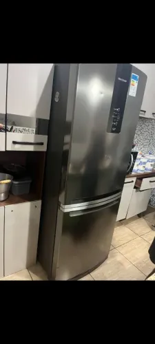 Vendo uma geladeira 