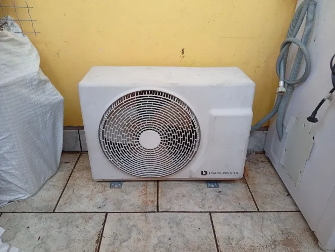 Condensadora Samsung Inverter 9BTUs