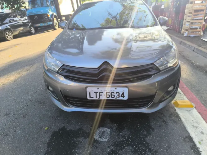 Citroen C4 Lounge Tendance 2.0 Flex 4P Mec. 2015