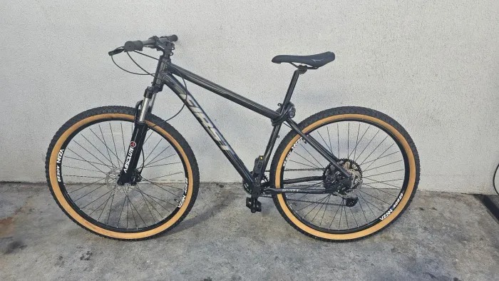 Bicicleta Mtb 29 12v Shimano Deore (Nova)