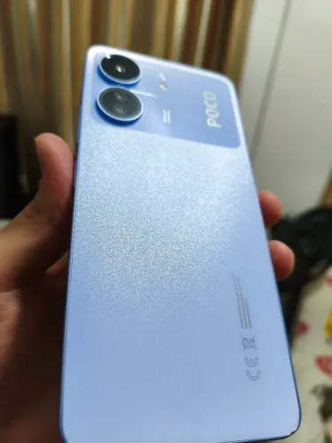 Poco C65 em perfeito estado com a caixa e carregador