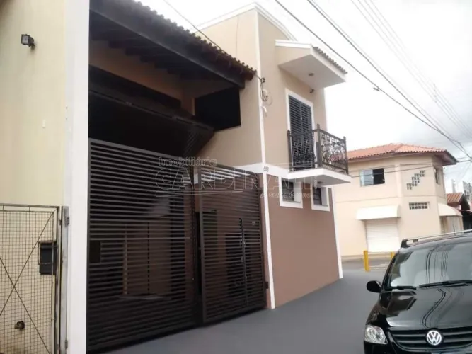 Comercial Galpão em São Carlos