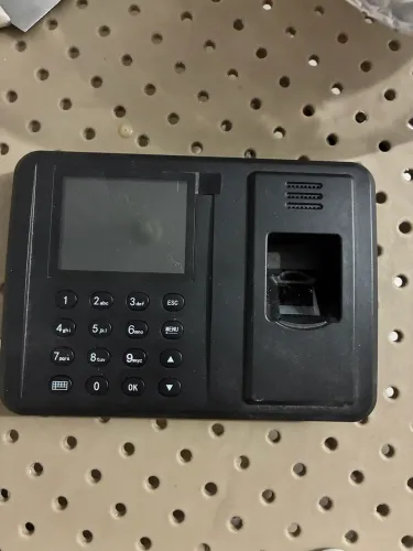 relogio de ponto com leitor biometrico (FALTA O FIO DE LIGAR DV 5V)