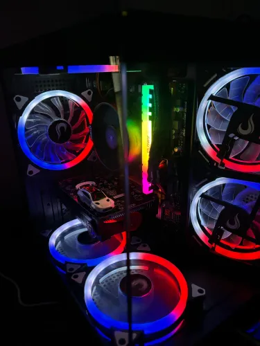 Gabinete gamer aquário