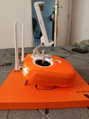 Radio controle DJi linha Phantom 4