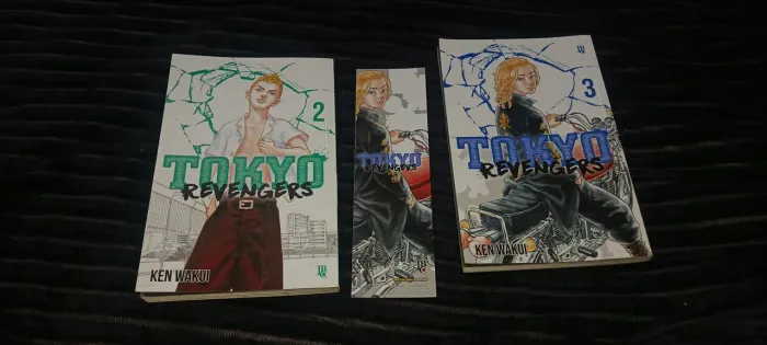 mangá Tokyo revengers vol 2 e 3