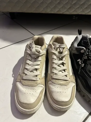 Tênis (Puma e Fila)