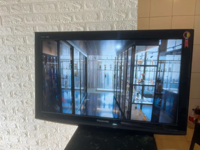 Vendo tv Panasonic em perfeito funcionamento 