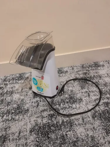 Pipoqueira elétrica funcionando perfeitamente 