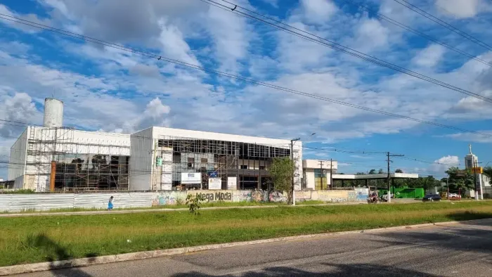 Prédio Comercial com 6.000 m² e 100 Vagas para Alugar - Belem / PA