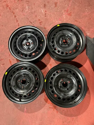 Rodas originais de ferro do hb20 aro 15