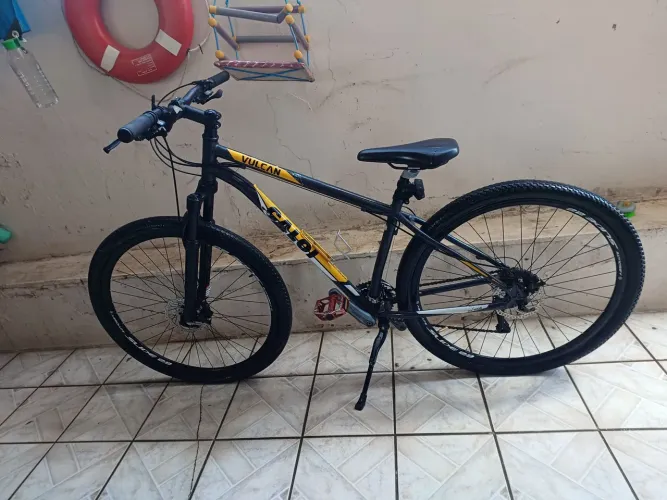 Bicicleta Caloi Vulcan Aro 29 em Alumínio - Customizada (Peças Upgraded)