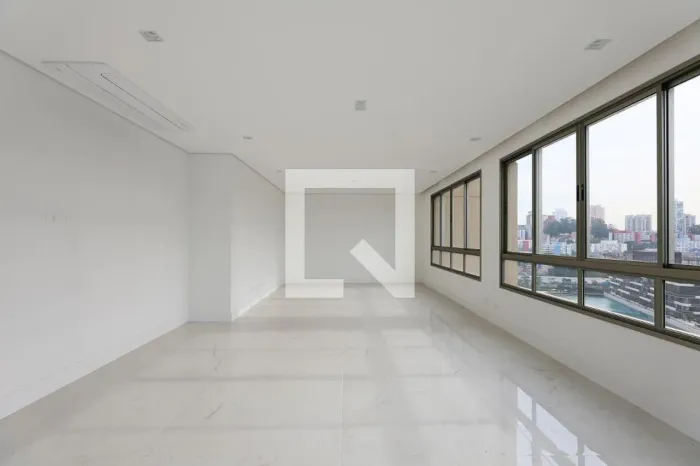 Apartamento à Venda - Real Parque, 3 Quartos, 211 m2