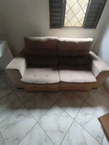 Sofá usado