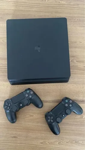 PS4 SLIM - DESBLOQUEADO - TROCO EM NOTEBOOK - PC - CELULAR ?
