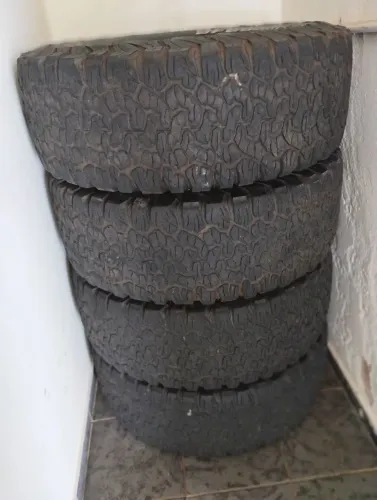 Pneu BF 35/12.5/18