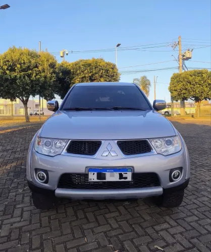 Mitsubishi L200 Triton HPE 3.2 CD TB Int.diesel AUT 2013