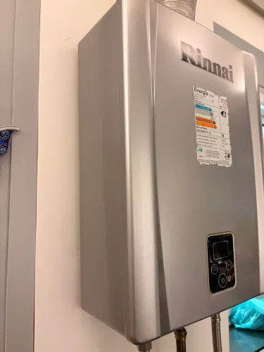 Aquecedor a Gás Rinnai 21 Litros Digital - Modelo REU-E210 FEHB