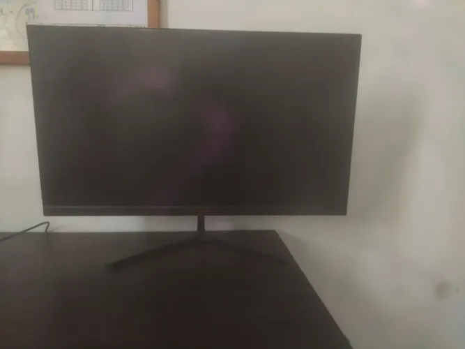 Monitor 24 polegada pichau 250 reais