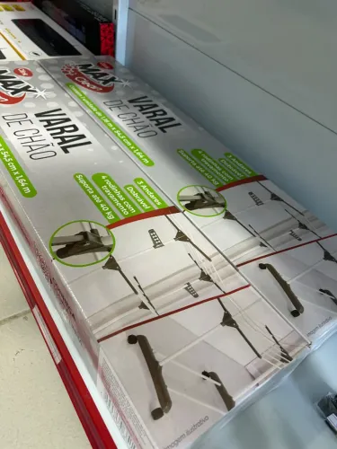 Varal de chão estilo torre reforçado com rodinhas