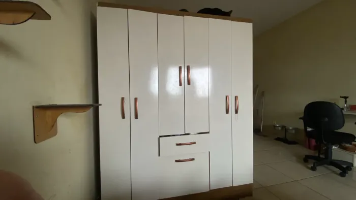 GUARDA-ROUPA CASAL