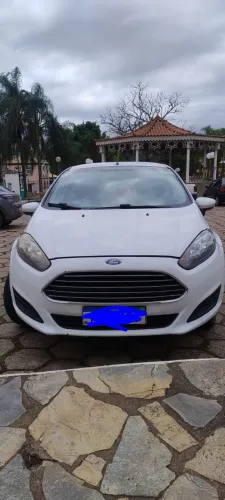 Ford Fiesta 1.5 16V Flex Mec. 5P 2015