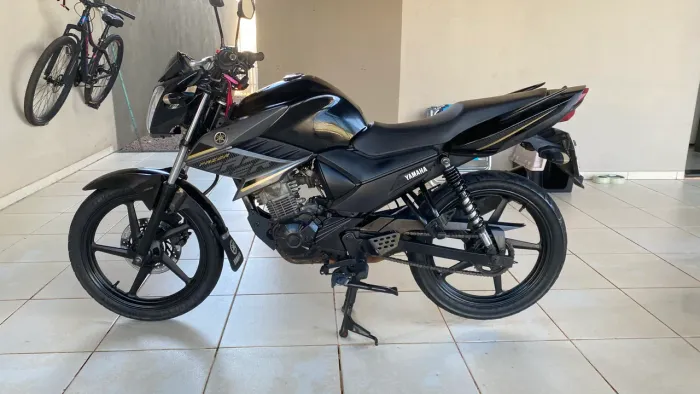 VENDO: YAMAHA FAZER 150 (YS150)
