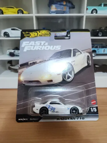 Hotwheels PREMIUM RX7 Velozes e Furiosos