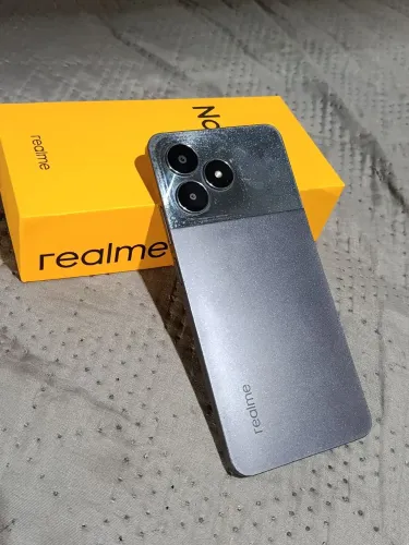 Celular note 50 completo funciona perfeitamente bem novo tem caixa