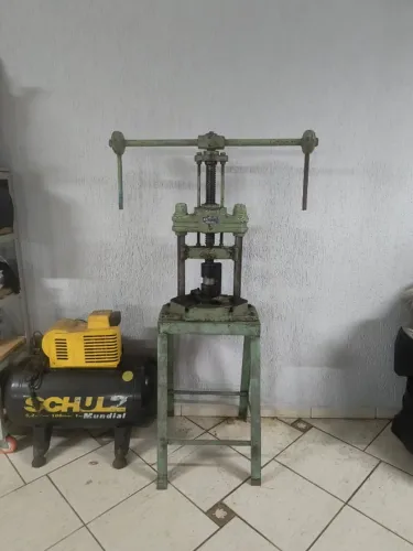 Prensa manual chinelatto 4 toneladas