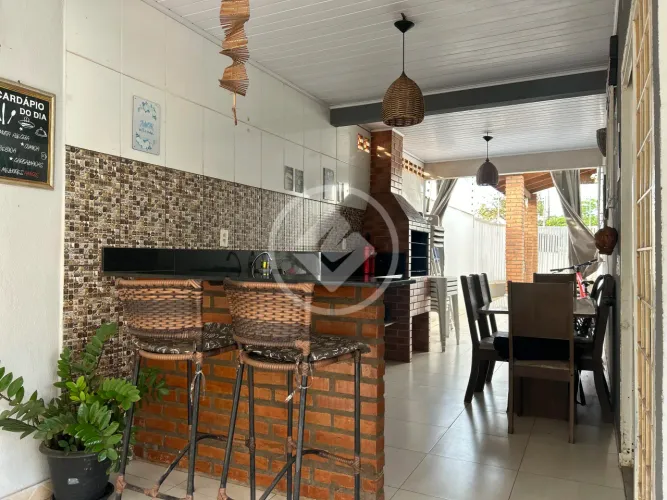 Casa no bairro Primeiro de Março próximo ao condomínio Murano. Localização estratégica, 3
