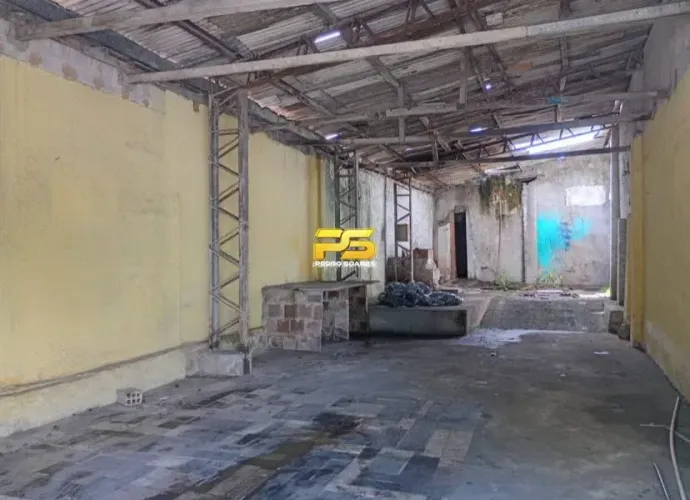IMÓVEL COMERCIAL COM 130 M² PARA DEPÓSITO, OFICINA OU COMÉRCIO NO CENTRO DE JOÃO PESSOA RE