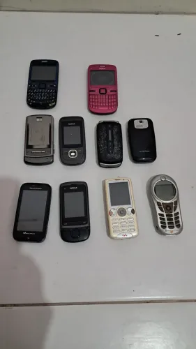 Celular antigo colecionador