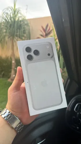 IPHONE 17 PRO MAX 256GB SILVER NOVO 1 ANO DE GARANTIA APPLE CAPA E PELICULA DE BRINDE