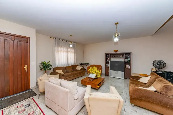 Casa à Venda - Santa Lúcia, 5 Quartos, 389 m2