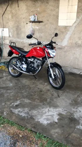 Vendo peças pra deixa sua moto no jeito