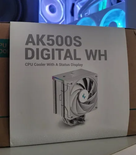 Cooler para processadores Amd e Intel Deepcool AK500S Digital Branco/White