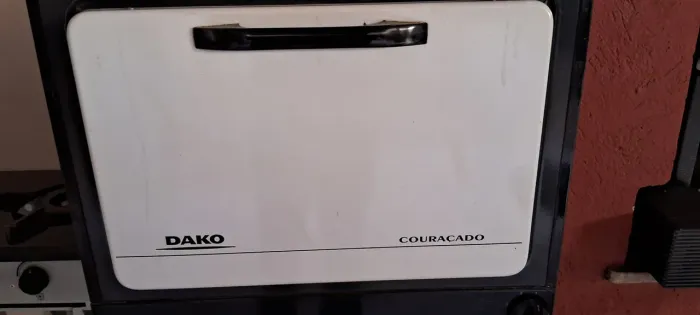 Forno a gás Dako couracado seminovo vendo ou troco zap 99872.8294
