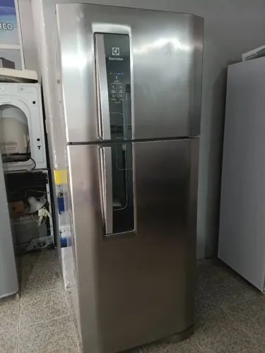 Geladeira Eletrolux Inox 420 Litros