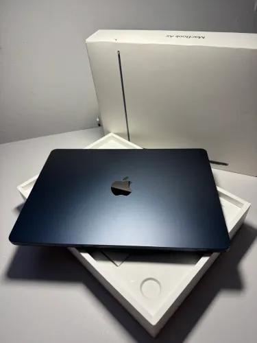 MacBook Air M2 8/256GB (2022) COMPLETO