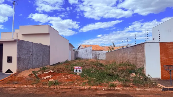 Terreno em Araguari/MG Sibipiruna