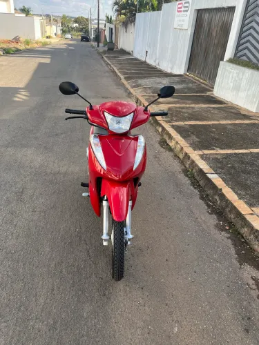 Biz 110i 2 pneus zeros relação zera,num caiu e bateu,revisada só andar
