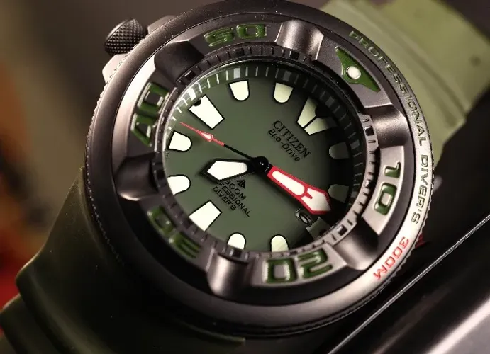 Citizen Promaster Eco-Drive Professional Diver 300m Titanium Novo Caixa + NF
