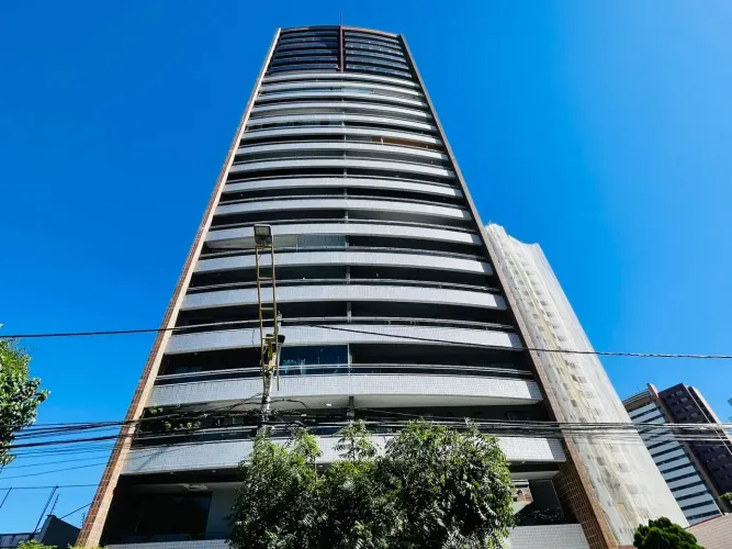 Apartamento a venda/Edifício Regina Castelo Branco/Bairro Meireles/ Fortaleza - CE