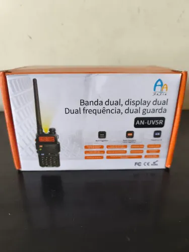 Rádio comunicador walk talk uv5r