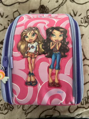 lancheira bratz 2006 vintage papelaria anos 2000